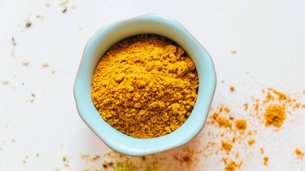 زردچوبه برای چی خوبه؟